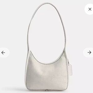 Curve Zip Bag in Signature Jacquard